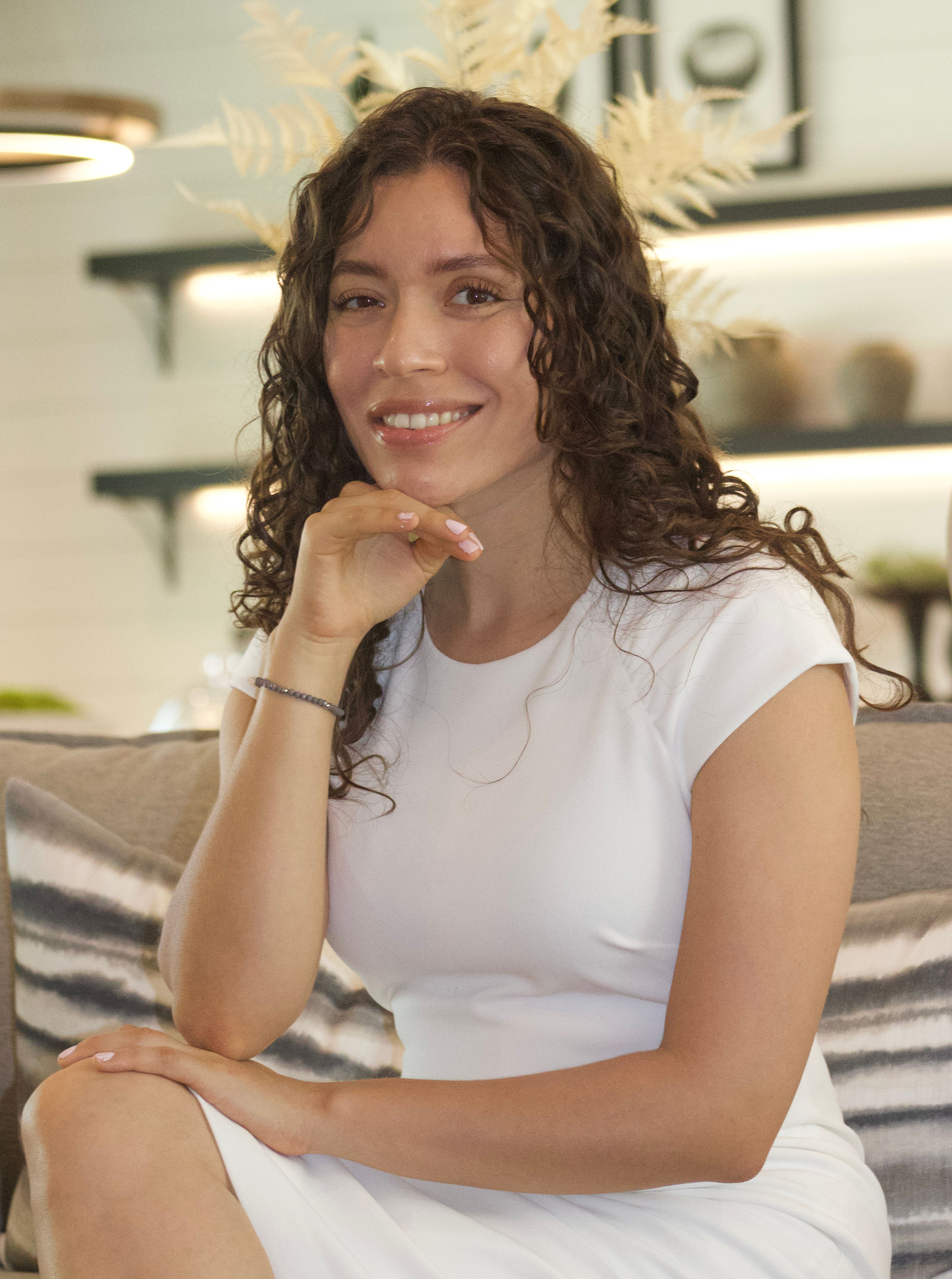 Elizabeth Garcia Hellebuyck