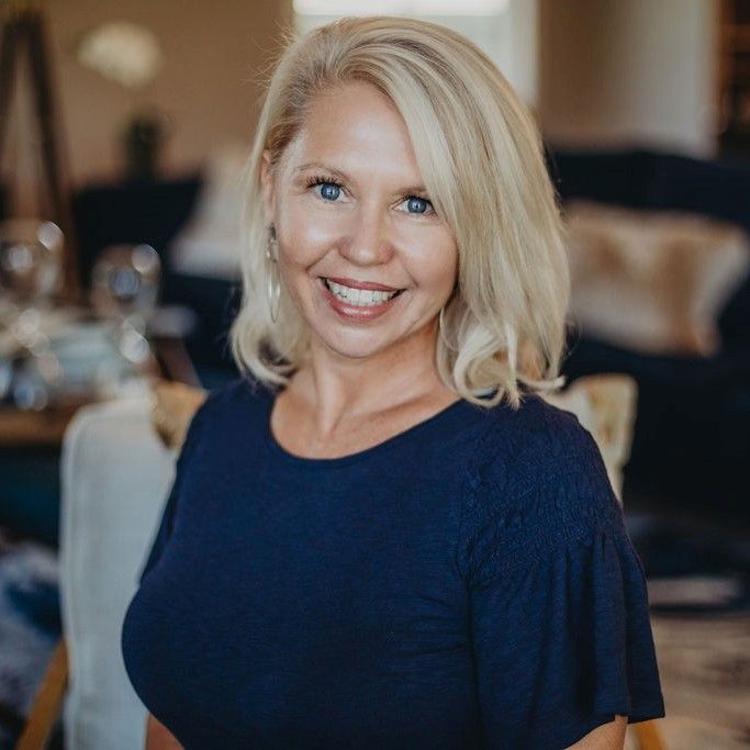 Annette Farha (Stahl)